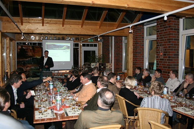 whisky-tasting_tim_tunnermann_marineflieger-norholz